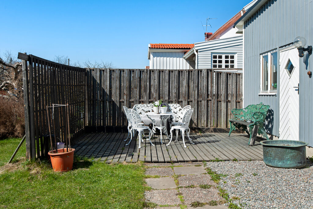 14. Ommalning av fasad villa Vallingby Blackeberg.jpg